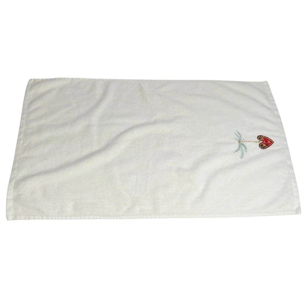 Lot Of 6 Christmas Holiday Themed Hand Tea Kitchen Towels
